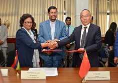 Lease Agreement signed under the Smarts City Scheme for development in Riche Terre region